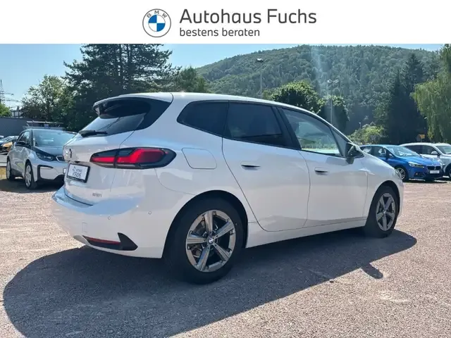 BMW 218
