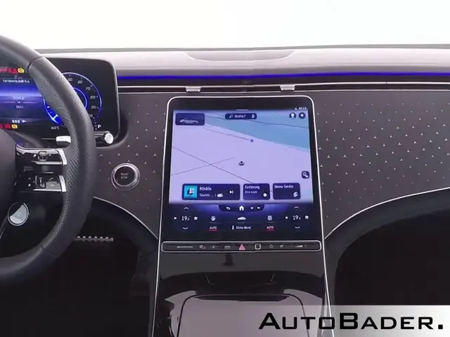 Mercedes-Benz EQE 53