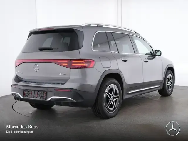 Mercedes-Benz EQB 300