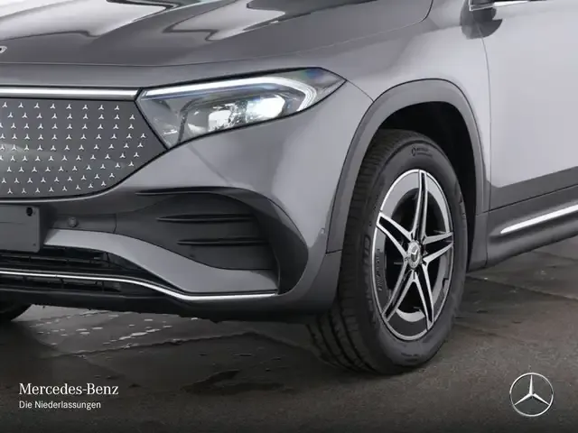 Mercedes-Benz EQB 300