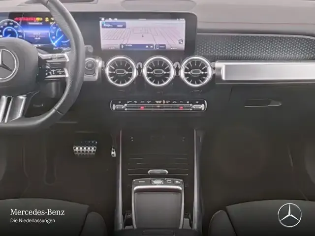 Mercedes-Benz EQB 300