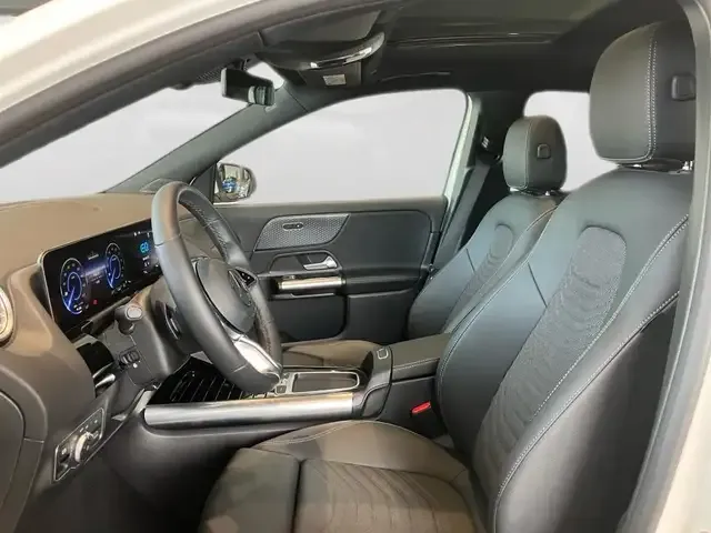 Mercedes-Benz EQA 300