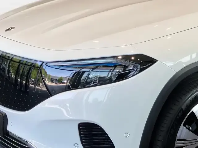Mercedes-Benz EQA 300
