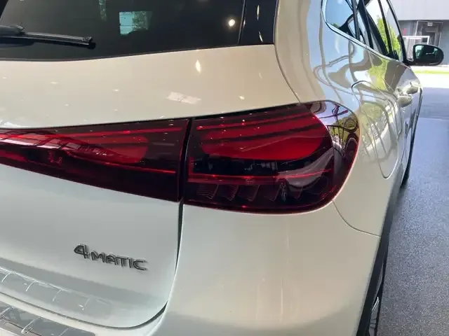 Mercedes-Benz EQA 300
