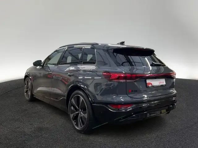 Audi SQ6 e-tron