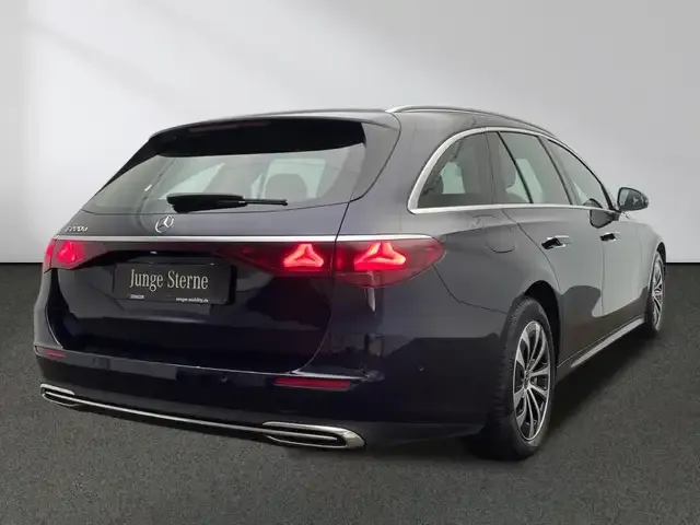 Mercedes-Benz E 220