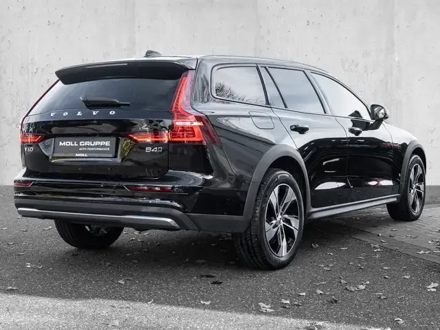 Volvo V60 Cross Country