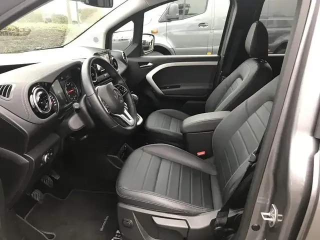 Mercedes-Benz T-Class
