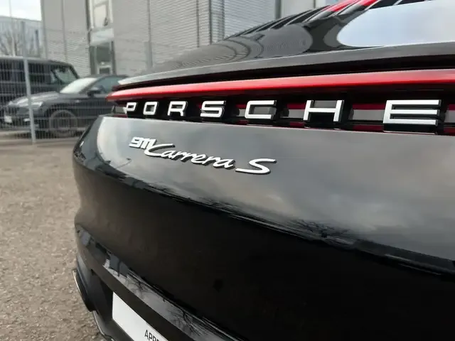 Porsche 992