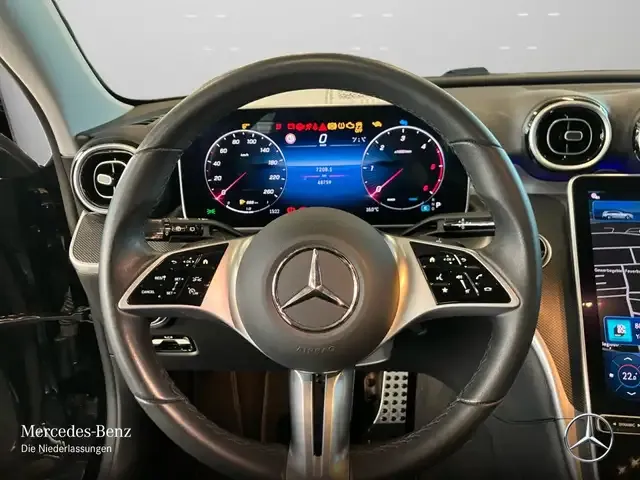 Mercedes-Benz C 220