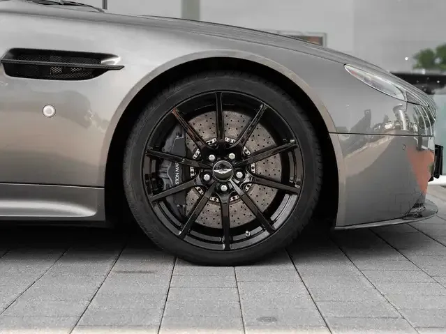 Aston Martin Sonstiges