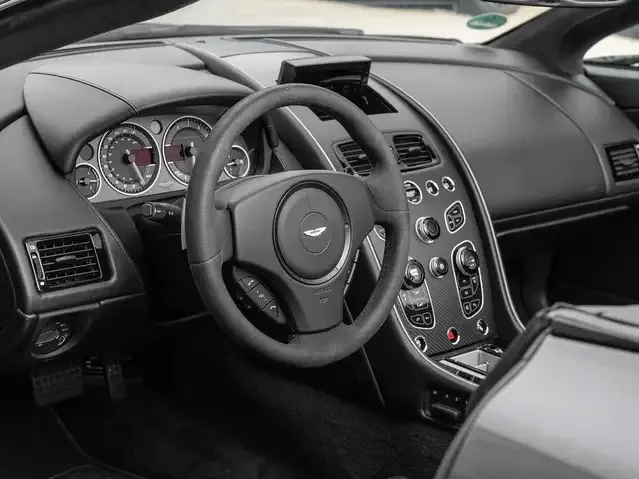 Aston Martin Sonstiges