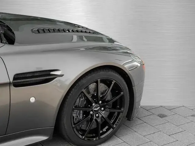 Aston Martin Sonstiges