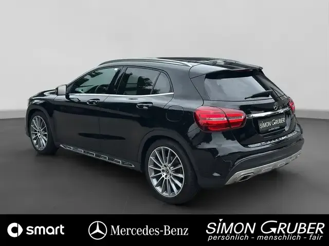 Mercedes-Benz GLA 250