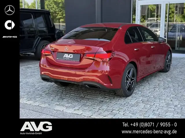 Mercedes-Benz A 200