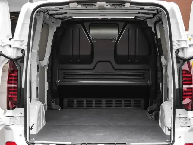 Volkswagen T7 Transporter