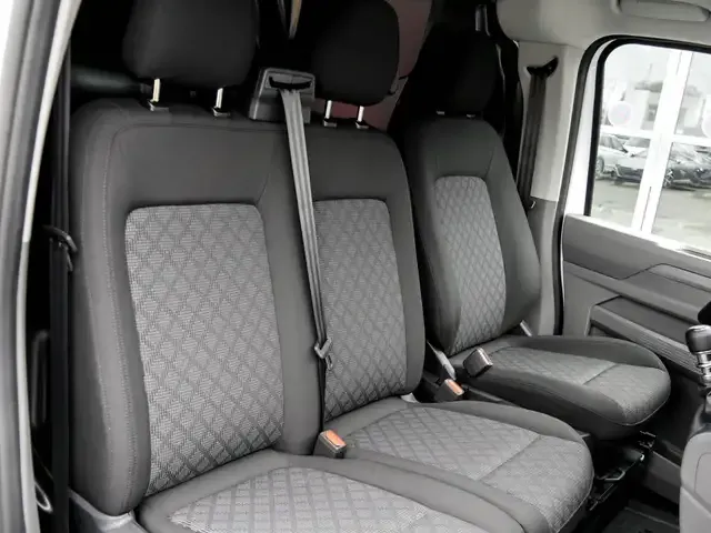 Volkswagen T7 Transporter