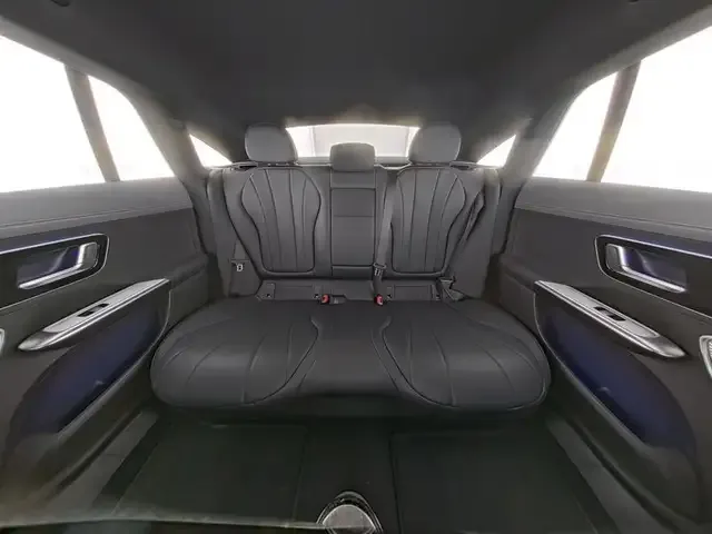 Mercedes-Benz EQE 350