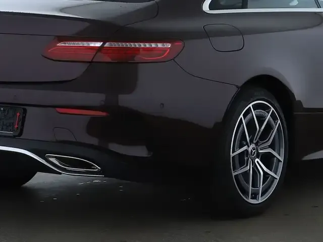 Mercedes-Benz E 200