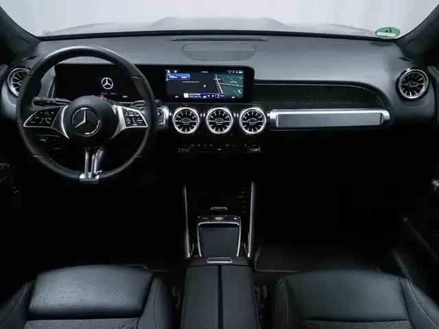 Mercedes-Benz EQB 300