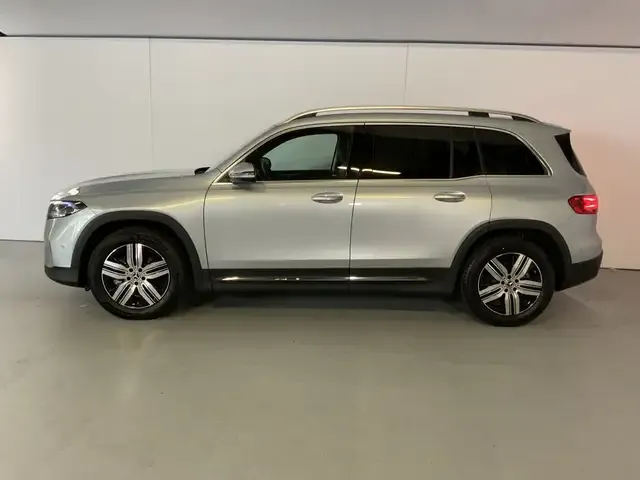 Mercedes-Benz EQB 350