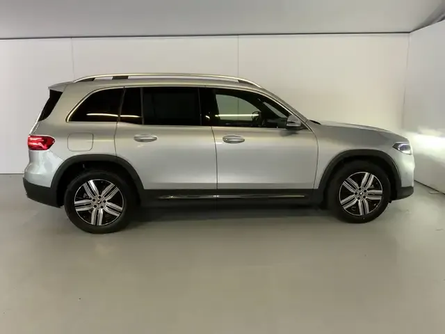 Mercedes-Benz EQB 350