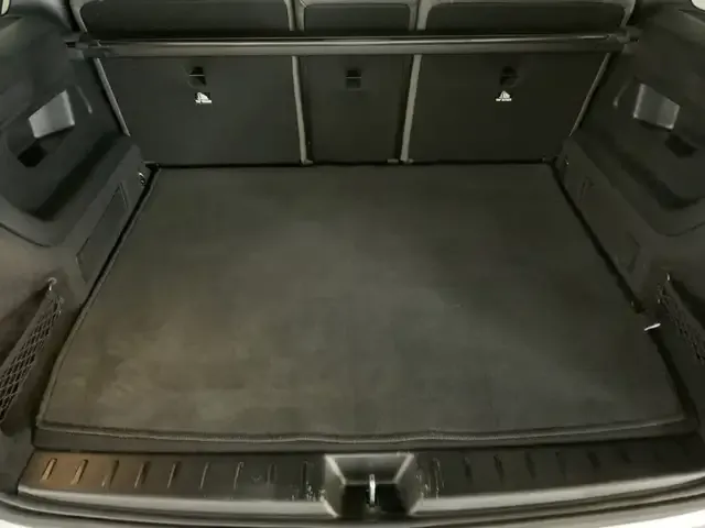 Mercedes-Benz EQB 350