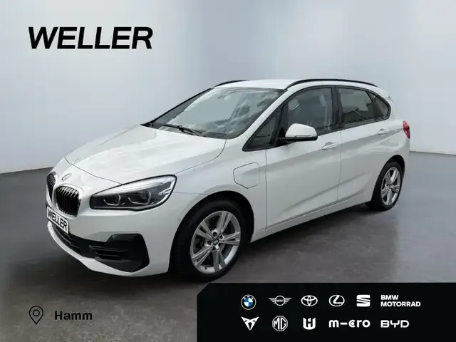 BMW 225