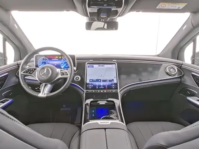 Mercedes-Benz EQE SUV