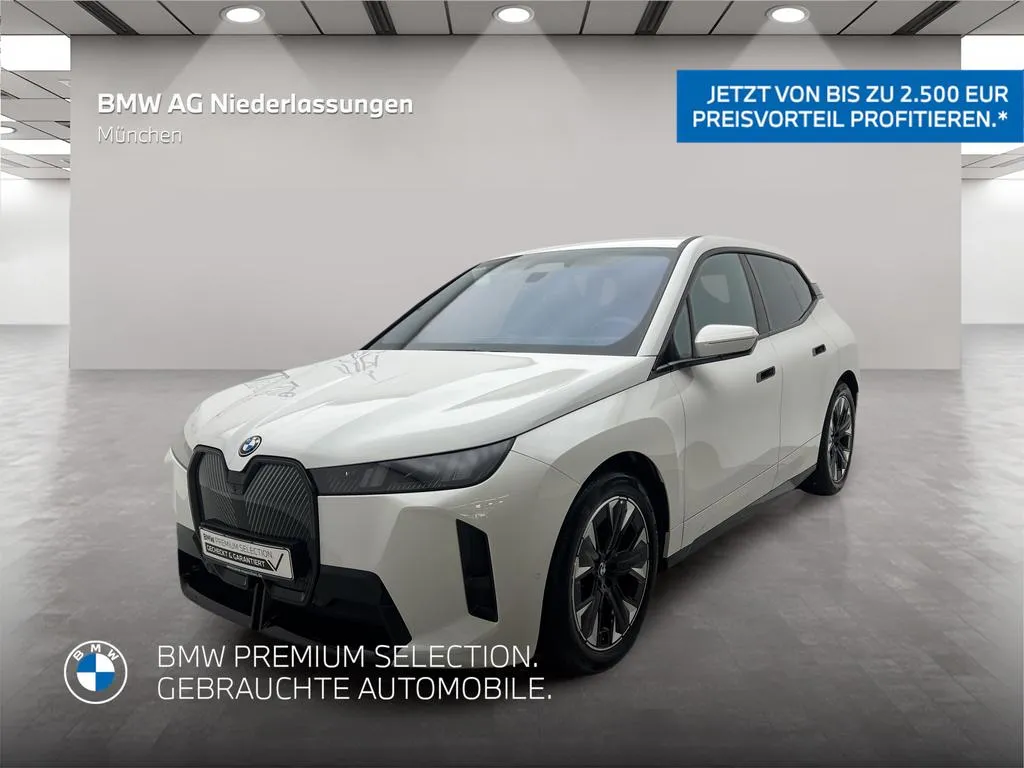 BMW iX