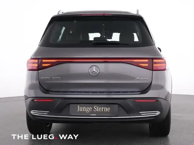 Mercedes-Benz EQB 300