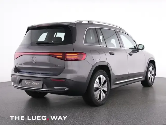 Mercedes-Benz EQB 300