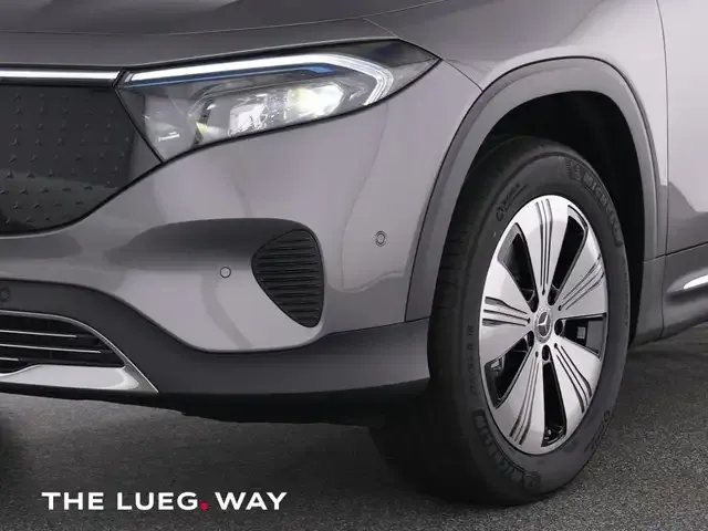 Mercedes-Benz EQB 300