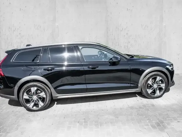 Volvo V60 Cross Country