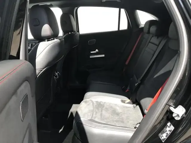 Mercedes-Benz GLA 35 AMG