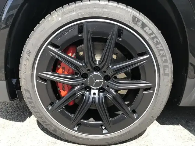 Mercedes-Benz GLA 35 AMG