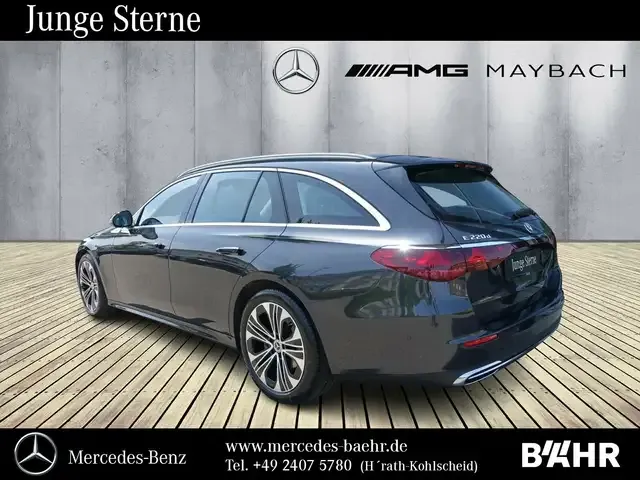 Mercedes-Benz E 220