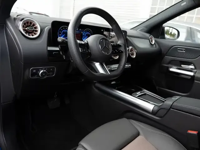 Mercedes-Benz EQA 300