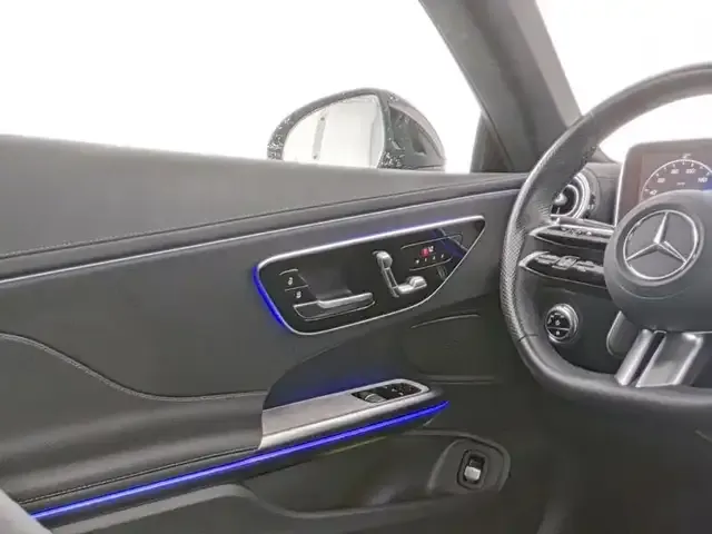 Mercedes-Benz CLE 200