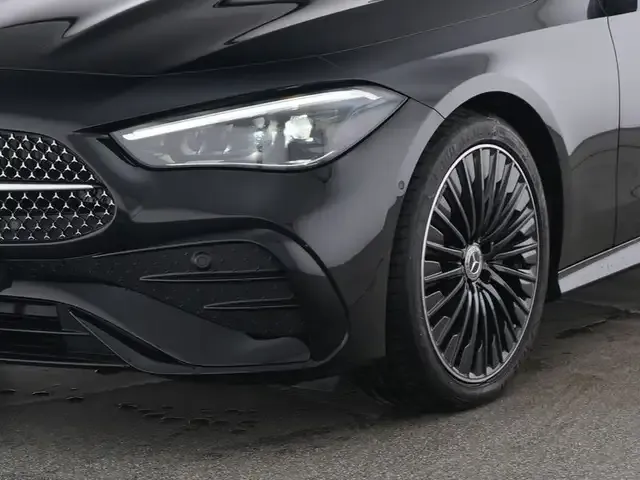 Mercedes-Benz CLE 200