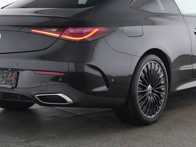 Mercedes-Benz CLE 200