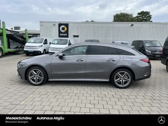 Mercedes-Benz CLA 250