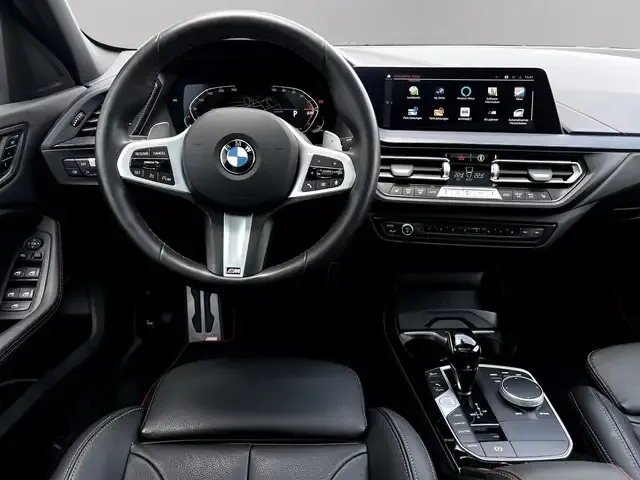 BMW 128
