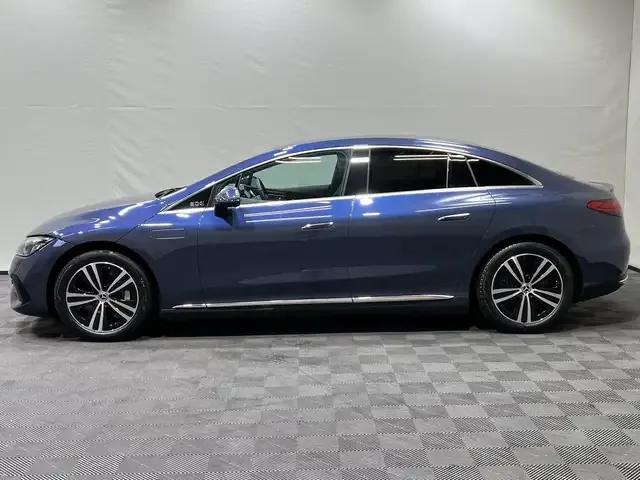 Mercedes-Benz EQE 300