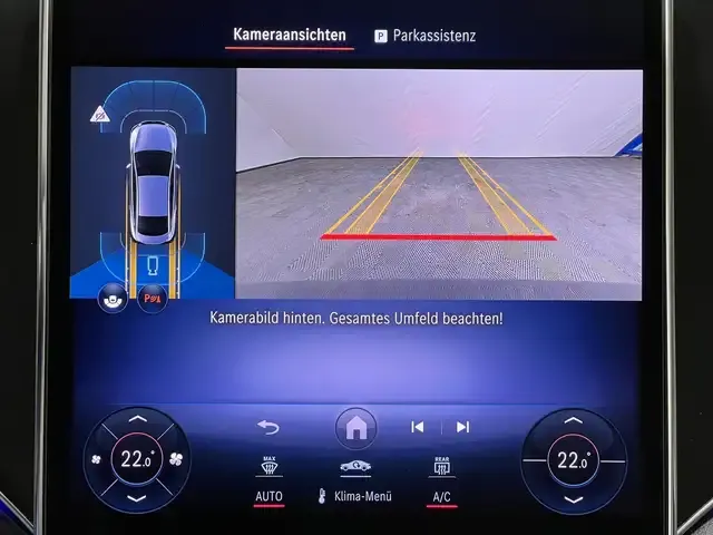 Mercedes-Benz EQE 300