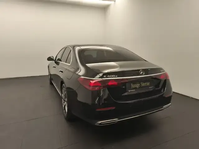Mercedes-Benz E 400