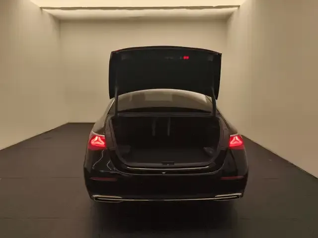 Mercedes-Benz E 400