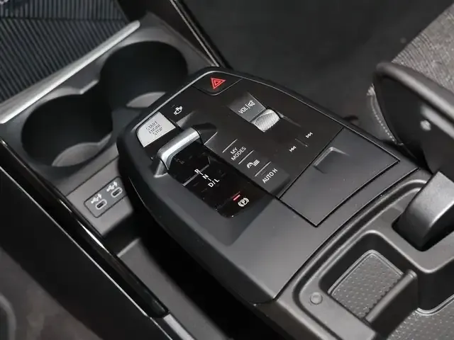 BMW 225