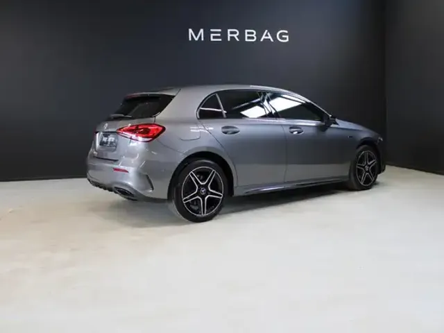 Mercedes-Benz A 250