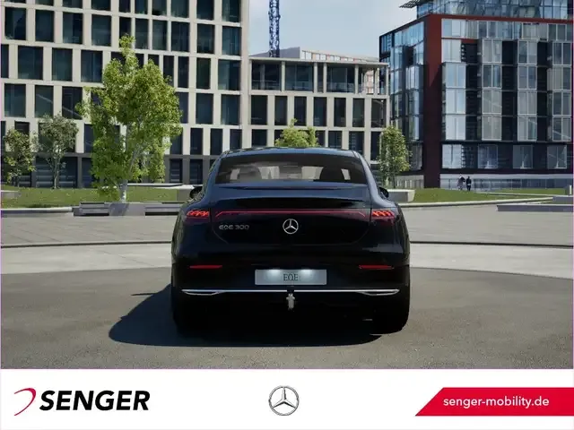 Mercedes-Benz EQE 300